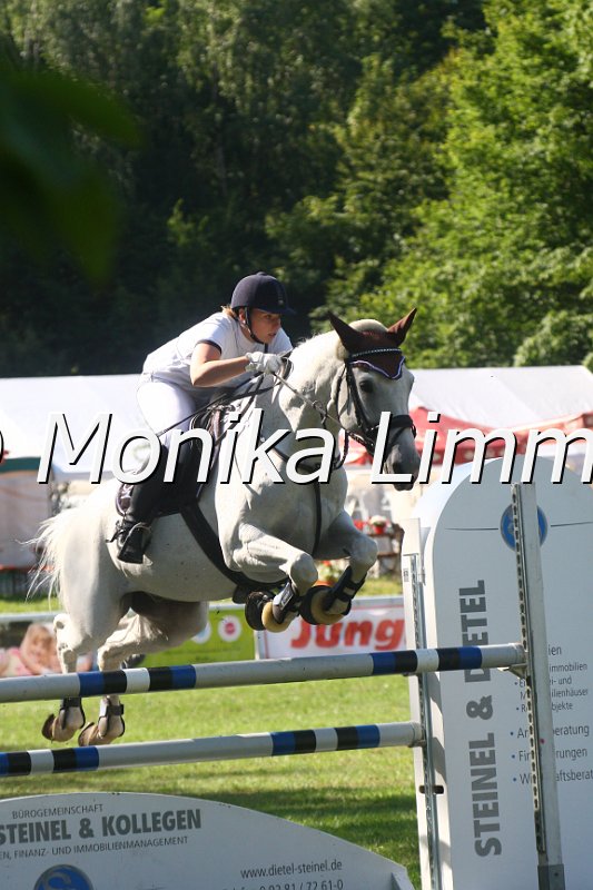 308M1322_Askari_Spring L.JPG